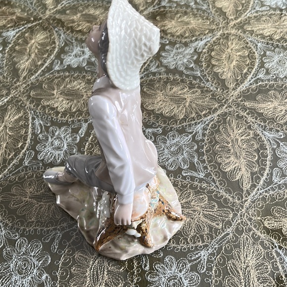 π³οΈβπTengra Porcelain figurine. See the pictures. They are beautiful. - Picture 3 of 16